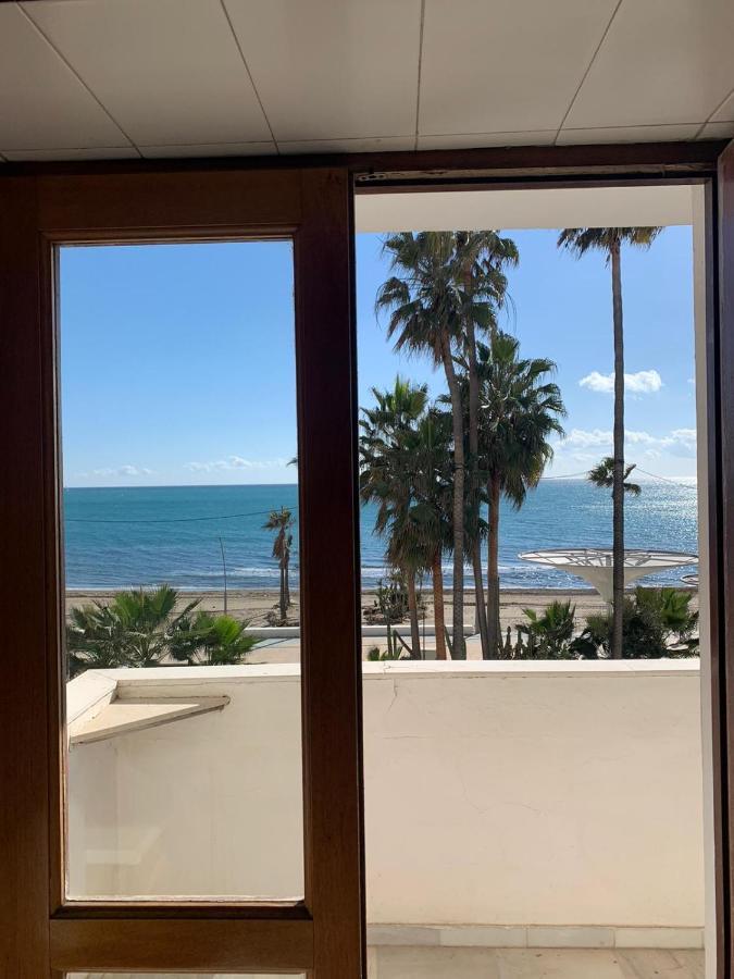 Beachfront Primera Linea De Playa En Casco Antiguo Estepona Exterior foto